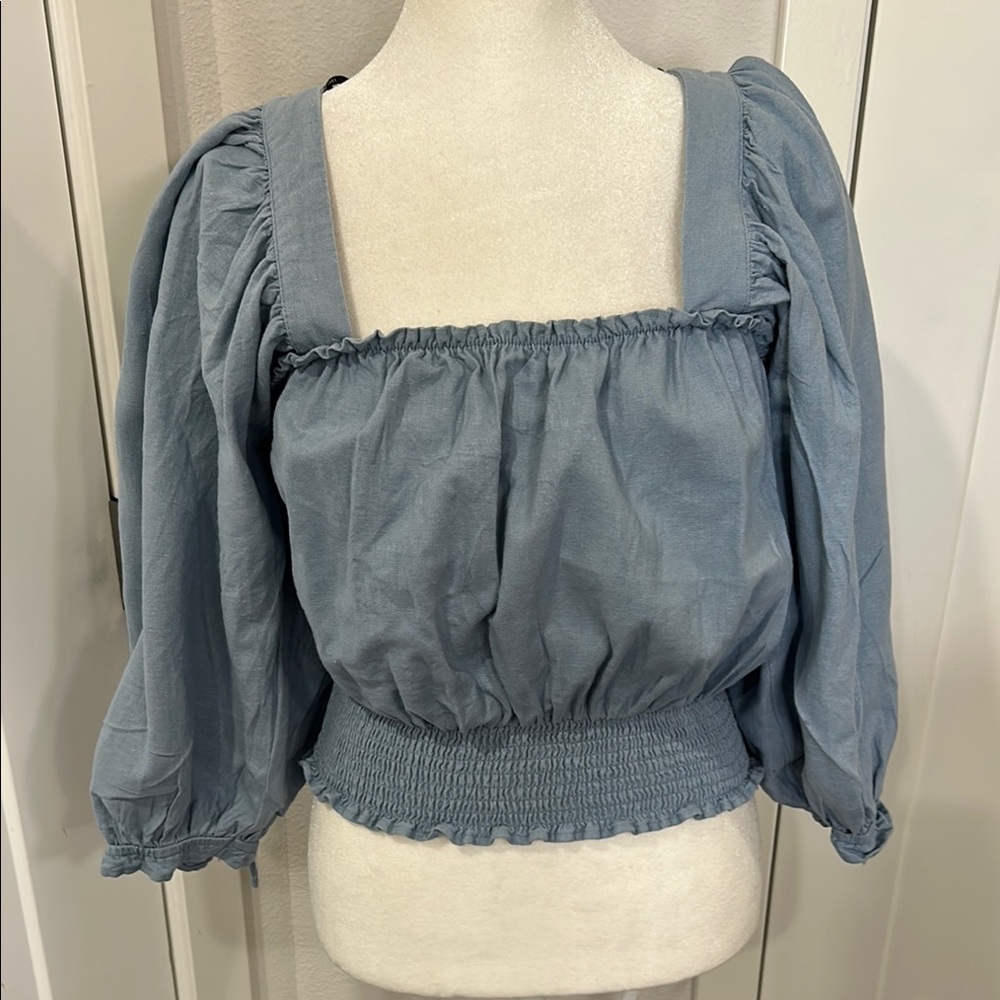Forever 21 Elegant Blue Women's Top. Summer stylish Casual cottage core